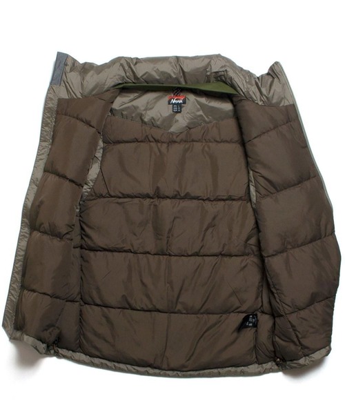 NANGA(ナンガ)の「NANGA-オーロラテックス スタンドカラー ダウンベスト(ダウンベスト・メンズ・グレー/ブラック・M/L/XL)」の9枚目の写真