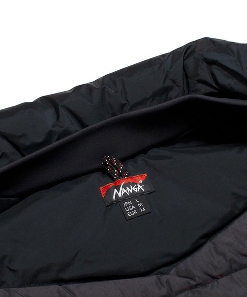 NANGA(ナンガ)の「NANGA-オーロラテックス スタンドカラー ダウンベスト(ダウンベスト・メンズ・グレー/ブラック・M/L/XL)」の8枚目の写真