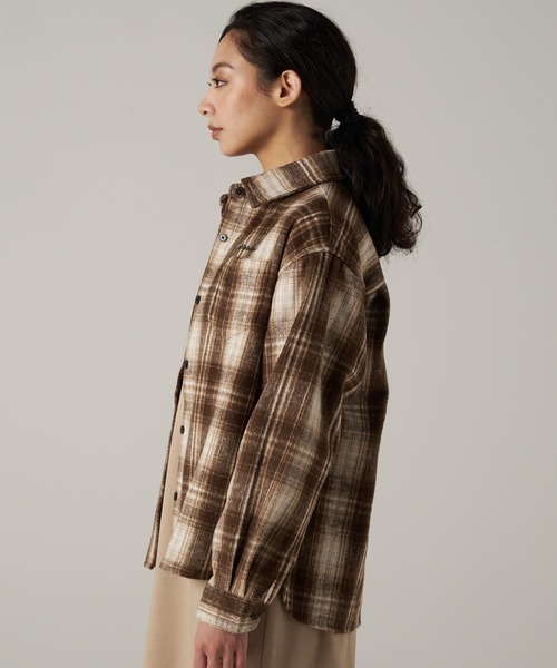 Eddie Bauer（エディーバウアー）の「バラード フランネル 長袖シャツ（シャツ/ブラウス・レディース・ブラック系/ベージュ系/ワイン系・S/M/L/XL）」の10枚目の写真