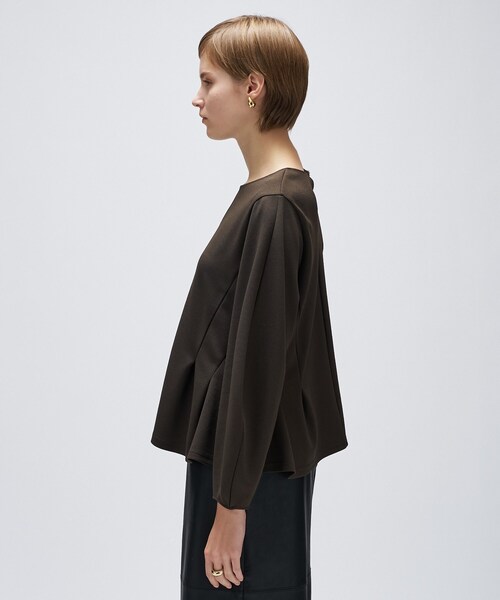 cloenc（クロエンス）の「【セットアップ／マシンウォッシュ】カットジョーゼットペプラムプルオーバー（Tシャツ/カットソー・レディース・ダークブラウン/ブラック/オフホワイト・01/02/03）」の10枚目の写真