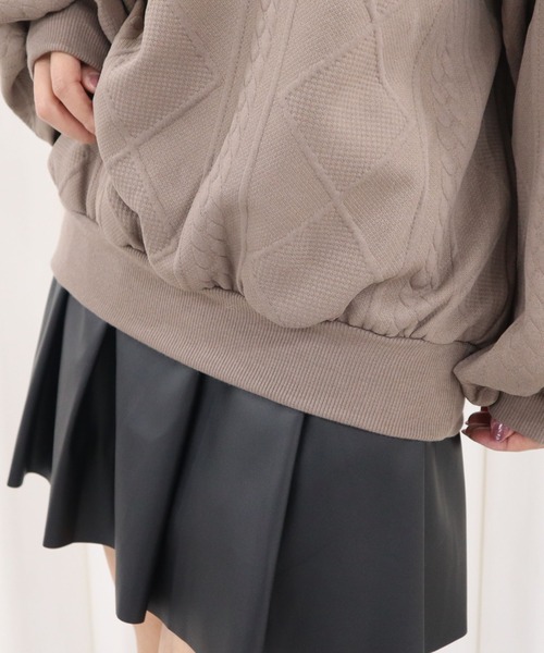 CECIL McBEE（セシルマクビー）の「ふくれジャガードフェイクレイヤードトップス（Tシャツ/カットソー・レディース・ライトベージュ/ベージュ/グレイッシュベージュ・MEDIUM/LARGE）」の17枚目の写真