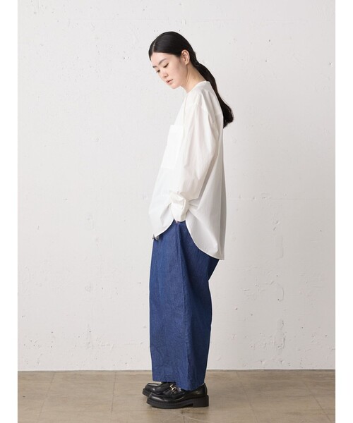 MidiUmi(ミディウミ)の「MidiUmi スタンドカラービッグシャツ(シャツ/ブラウス・レディース・ネイビー/ライトブルー/オフホワイト・FREE)」の14枚目の写真