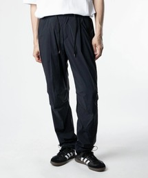 HERNO（ヘルノ）の「HERNO  Lightweight Drawstring Track Trousers　ヘルノ ナイロンイージーパンツ（その他パンツ）」