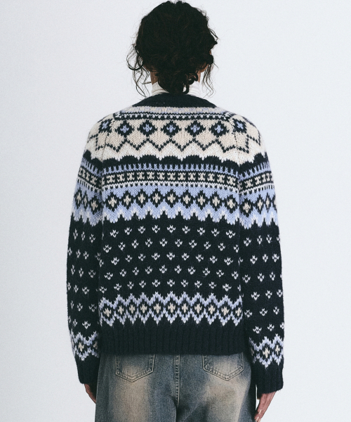 NICK&NICOLE(ニックアンドニコール)の「ETHNIC JACQUARD SWEATER CARDIGAN_NAVY(カーディガン/ボレロ・レディース・その他・FREE)」の3枚目の写真