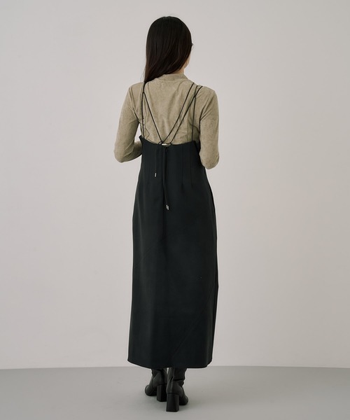 UNITED TOKYO(ユナイテッドトウキョウ)の「フィブリルアシメキャミワンピース|ウォッシャブル/セットアップ/オフィスカジュアル/オケージョン/ストレッチ/春服(ワンピース・レディース・グレー/ブラック・1/2)」の14枚目の写真