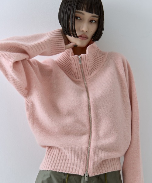 STUDIOUS（ステュディオス）の「【STUDIOUS/ステュディオス】Cashmere Wool Drivers Knit/カシミアウールドライバーズニット（ニット/セーター・レディース・ピンク/モカ/ダークグレー・FREE）」の3枚目の写真