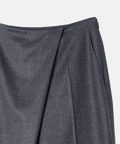 LE CIEL BLEU（ルシェルブルー）の「ラップフロントトラウザー / Wrap Front Trousers（その他パンツ・レディース・ブラック/チャコールグレー/ラベンダー/ブラウン・34/36/38）」の14枚目の写真