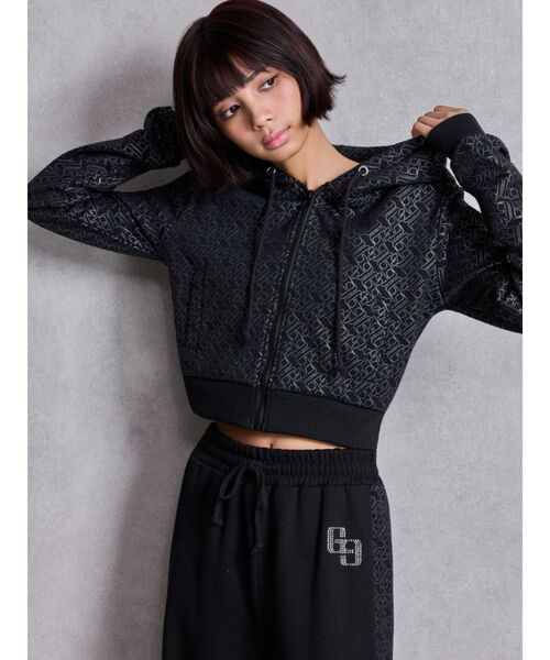 GYDA（ジェイダ）の「GG chain glitter print shortパーカー（パーカー・レディース・ブラック/グレー・FREE）」の4枚目の写真