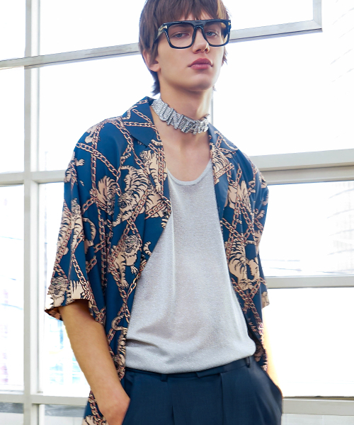 UNTAGE（アンテージ）の「トラプリントボウリングシャツ[Navy(ユニセックス)]_UTS-SS03（シャツ/ブラウス・メンズ・その他・MEDIUM/LARGE）」の4枚目の写真