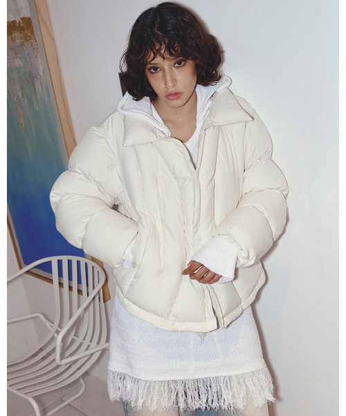 CURVE LINE COLLARED DOWN PUFFER IVORY（ダウンジャケット/コート