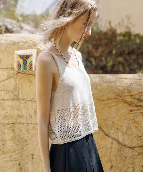ANDNEEDS(アンドニーズ)の「Lizzy knit sleeveless (ivory)(Tシャツ/カットソー・レディース・その他・FREE)」の3枚目の写真
