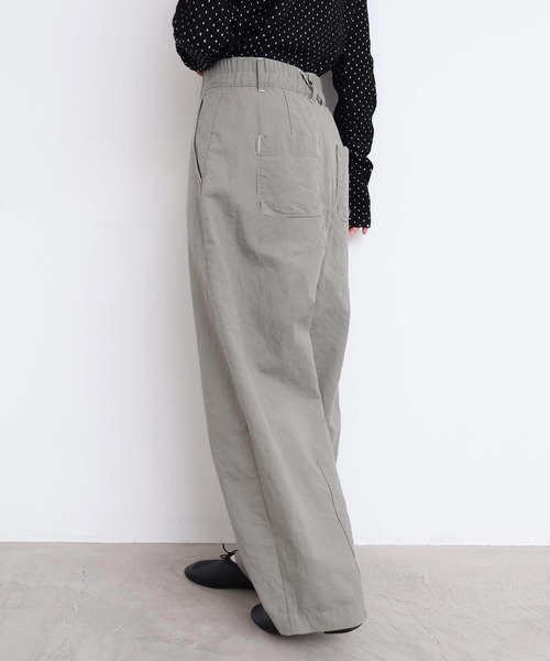 l'atelier du savon（アトリエドサボン）の「washi cotton ちょいまるカーブパンツ（その他パンツ・レディース・オフホワイト/カーキ・FREE）」の6枚目の写真