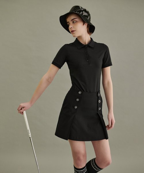 NEU GOLF(エヌイーユーゴルフ)の「ウェーブカラーTシャツ - ブラック(ポロシャツ・レディース・その他・LARGE/MEDIUM/SMALL)」の1枚目の写真