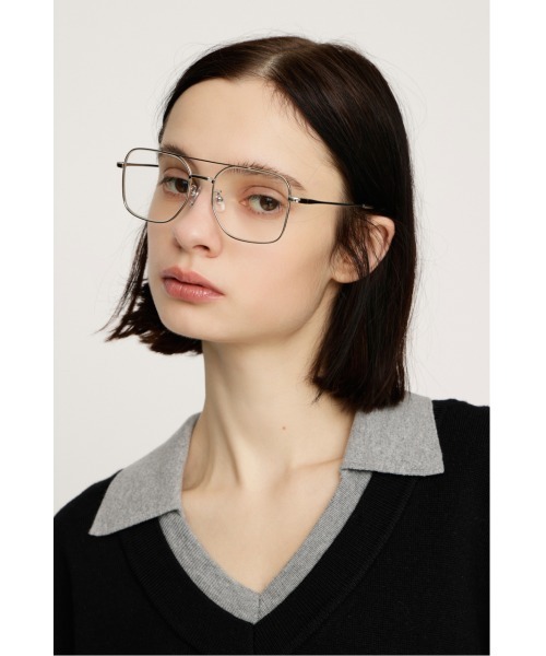 SLY（スライ）の「【2026SS新作】SQUARE METAL FLAME EYEWEAR スクエア メタルフレーム アイウェア 冬服 春服（メガネ・レディース・シルバー/ゴールド・FREE）」の10枚目の写真