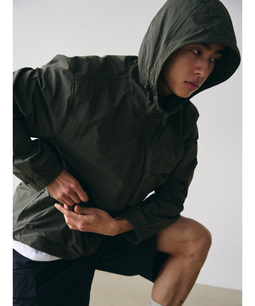 HUMTTO(ハムト)の「男性キャストウィンドブレーカージャケット(ナイロンジャケット・メンズ・ブラック/オリーブ・L-XL/2XL/M-L)」の10枚目の写真