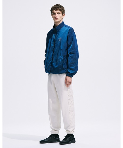 F.C.Real Bristol(エフシーレアルブリストル)の「CUT-OFF LOGO SWEAT PANTS(スウェットパンツ・メンズ・ブラック/ブルー/オフホワイト/レッド・SMALL/MEDIUM/LARGE/X-LARGE/XX-LARGE)」の18枚目の写真