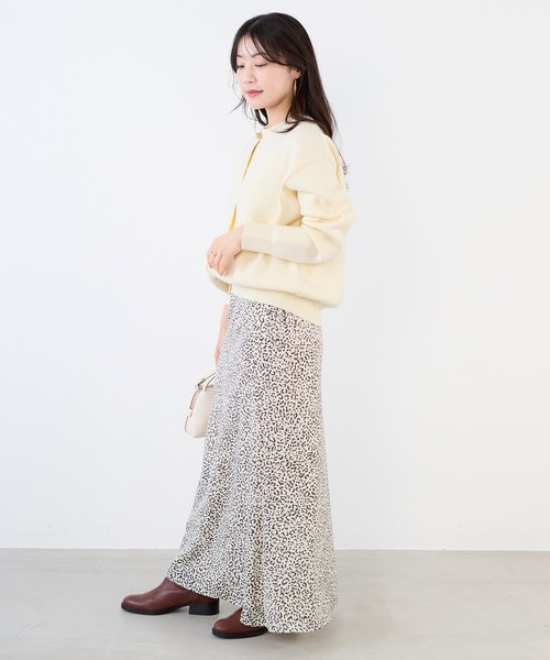 MICA&DEAL(マイカ&ディール)の「レオパードプリントスカート(スカート・レディース・チャコールグレー/ベージュ・FREE)」の4枚目の写真