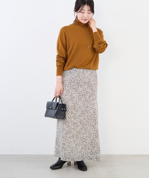 MICA&DEAL(マイカ&ディール)の「レオパードプリントスカート(スカート・レディース・チャコールグレー/ベージュ・FREE)」の13枚目の写真