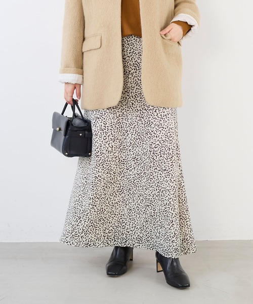 MICA&DEAL(マイカ&ディール)の「レオパードプリントスカート(スカート・レディース・チャコールグレー/ベージュ・FREE)」の15枚目の写真