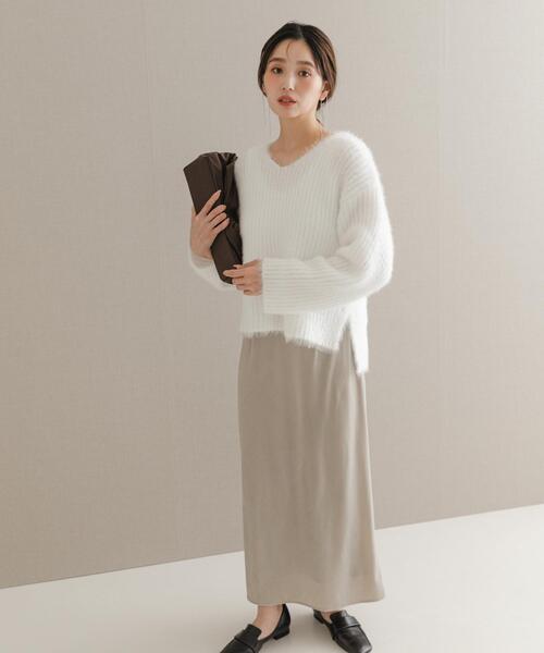 URBAN RESEARCH ROSSO WOMEN（アーバンリサーチ　ロッソ）の「シャギーVネックニット（ニット/セーター・レディース・グレー/ブルー系その他/ホワイト・FREE）」の8枚目の写真