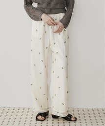 LOSCa（ロスカ）の「【サステナブル】フラワー刺繍イージーパンツ（その他パンツ）」