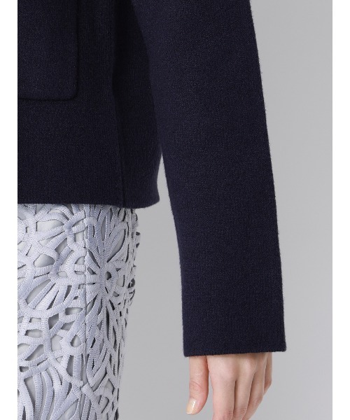 SUIT SQUARE（スーツスクエア）の「ダブルフェイスニットジャケット ウォッシャブル 無地 メタルボタン anysy（ノーカラージャケット・レディース・チャコールグレー/ネイビー/アイボリー・F）」の15枚目の写真