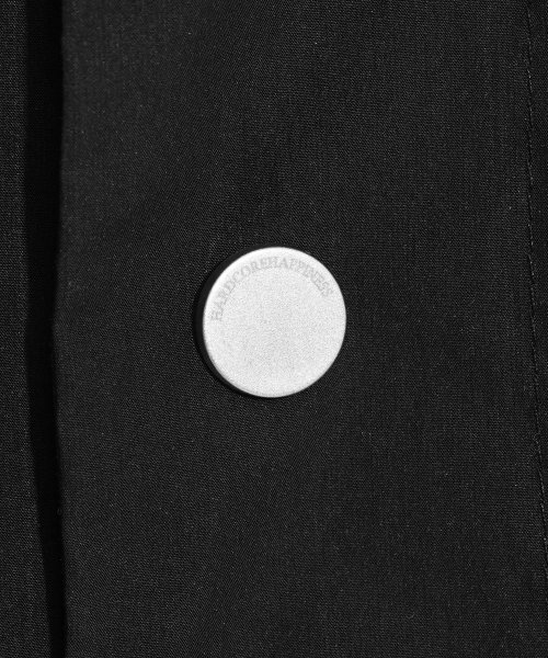 HARDCORE HAPPINESS(ハードコアハピネス)の「WAVE OVERSIZED CLASSIC COLLAR COAT_BLACK(トレンチコート・レディース・その他・FREE)」の6枚目の写真