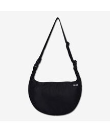 ULUK（ユルク）の「エッセンシャルラベルホーボーバッグ（メッセンジャーバッグ）」