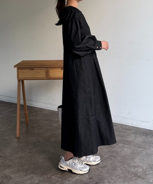 Chez toi（シェトワ）の「デニム切替ワンピース（ワンピース・レディース・ベージュ/インディゴブルー/ブラック・FREE）」の7枚目の写真