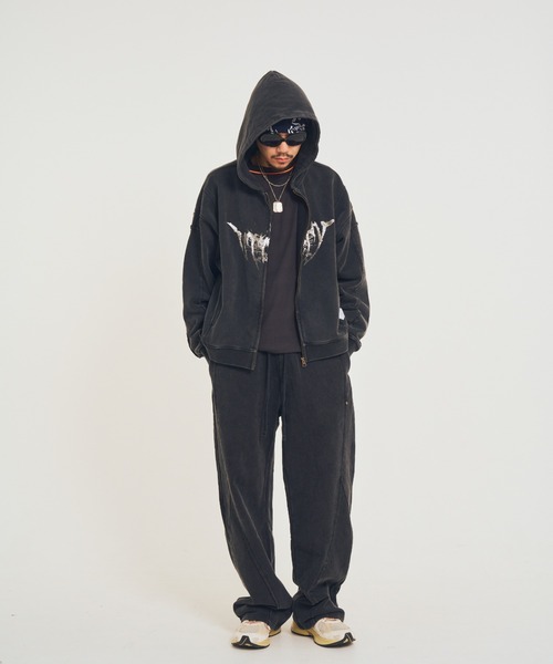 EFFECTEN】Utility metal logo zip hoodie 【公式通販】