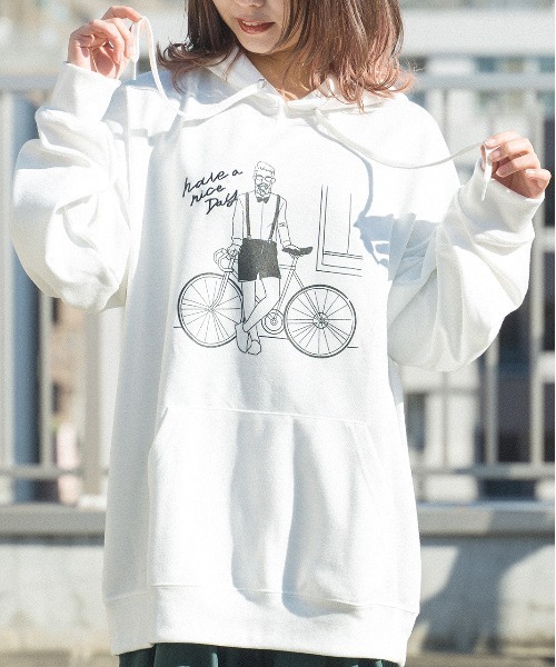 MODISH GAZE（モディシュガゼ）の「ゆる線画プリントビッグシルエットプルパーカー（パーカー・メンズ・ブラック/ダークカーキ・MEDIUM）」の4枚目の写真
