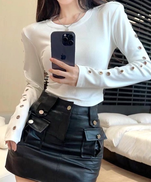 SHEENA(シーナ)の「アイレットスリーブショート丈トップス(Tシャツ/カットソー・レディース・ブラック/ホワイト・M)」の7枚目の写真