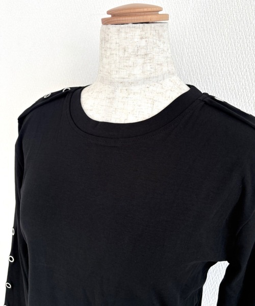 SHEENA(シーナ)の「アイレットスリーブショート丈トップス(Tシャツ/カットソー・レディース・ブラック/ホワイト・M)」の17枚目の写真
