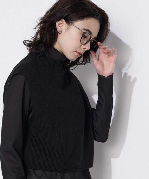 COMME CA(コムサ)の「コットンポリエステルリリヤーン 前後切り替えベスト(ベスト・レディース・ネイビー/オフホワイト/ブラック・9号)」の7枚目の写真