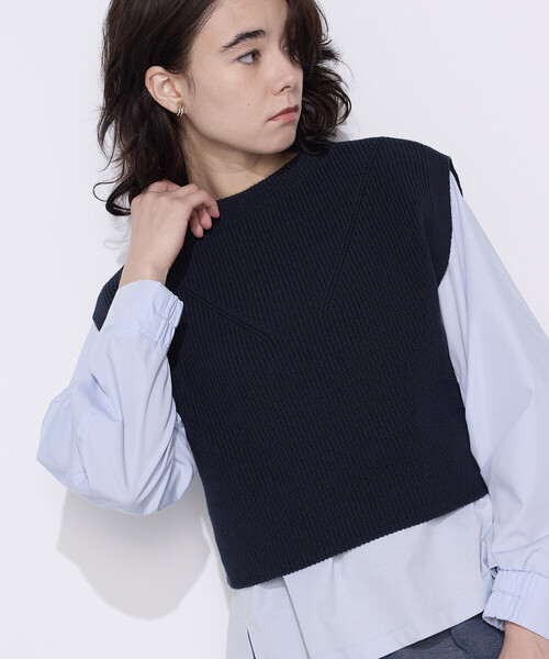 COMME CA(コムサ)の「コットンポリエステルリリヤーン 前後切り替えベスト(ベスト・レディース・ネイビー/オフホワイト/ブラック・9号)」の13枚目の写真