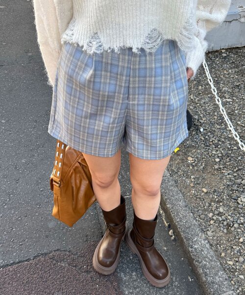 CIAOPANIC(チャオパニック)の「ハイウエスト美脚ショートパンツ/セットアップ(その他パンツ・レディース・サックスブルー/ネイビー/ブラウン・ONE SIZE)」の3枚目の写真