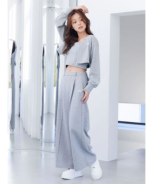 FILA(フィラ)の「【FILA別注】裏毛アンサンブル(Tシャツ/カットソー・レディース・チャコールグレー/グレー・FREE)」の13枚目の写真