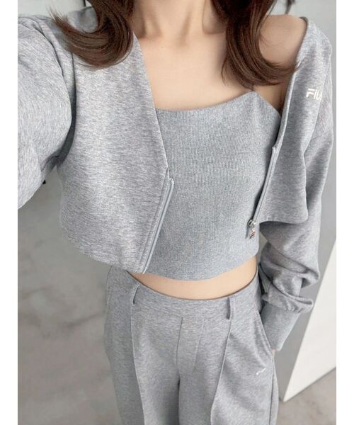 FILA(フィラ)の「【FILA別注】裏毛アンサンブル(Tシャツ/カットソー・レディース・チャコールグレー/グレー・FREE)」の7枚目の写真
