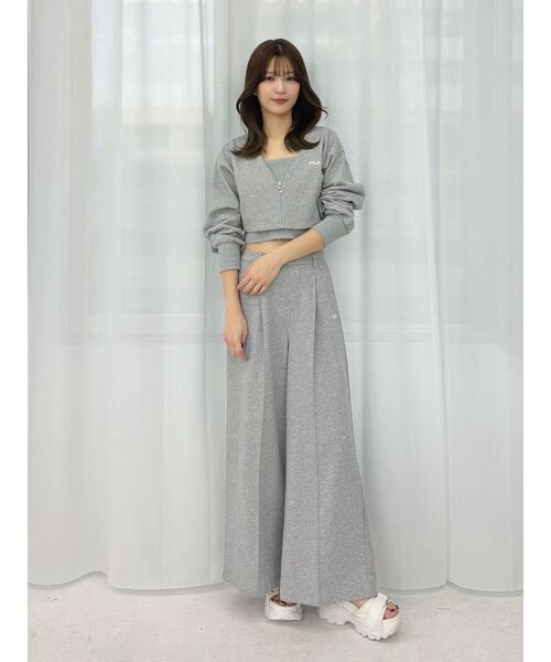 FILA(フィラ)の「【FILA別注】裏毛アンサンブル(Tシャツ/カットソー・レディース・チャコールグレー/グレー・FREE)」の17枚目の写真