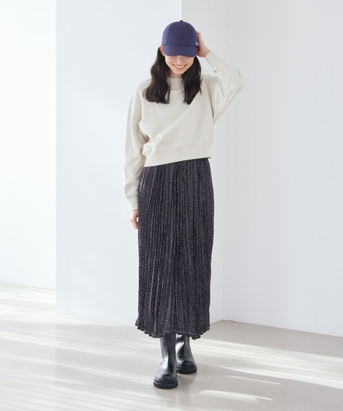 Mila Owen（ミラオーウェン）の「ソフトタッチ短丈トレーナー（スウェット・レディース・レッド/グレー/アイボリー・F）」の17枚目の写真