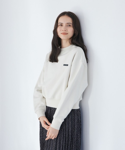 Mila Owen（ミラオーウェン）の「ソフトタッチ短丈トレーナー（スウェット・レディース・レッド/グレー/アイボリー・F）」の16枚目の写真