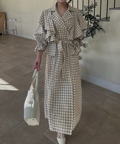 ROYAL PARTY(ロイヤルパーティー)の「ギンガムチェックラッフルロングコート(トレンチコート・レディース・ブラック/ベージュ・FREE)」の19枚目の写真