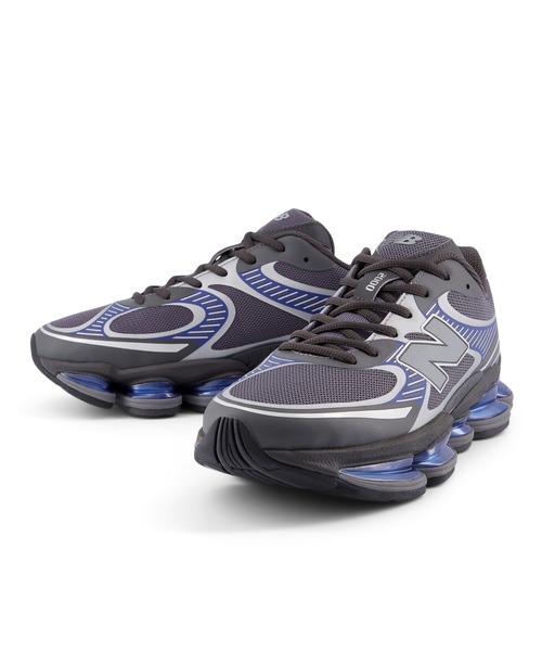 NEW BALANCE（ニューバランス）の「Abzorb 2000（スニーカー・メンズ・ブルー系その他・22.5cm/23.0cm/23.5cm/24.0cm/24.5cm/25.0cm/25.5cm/26.0cm/26.5cm/27.0cm/27.5cm/28.0cm/28.5cm/29.0cm/30.0cm）」の2枚目の写真
