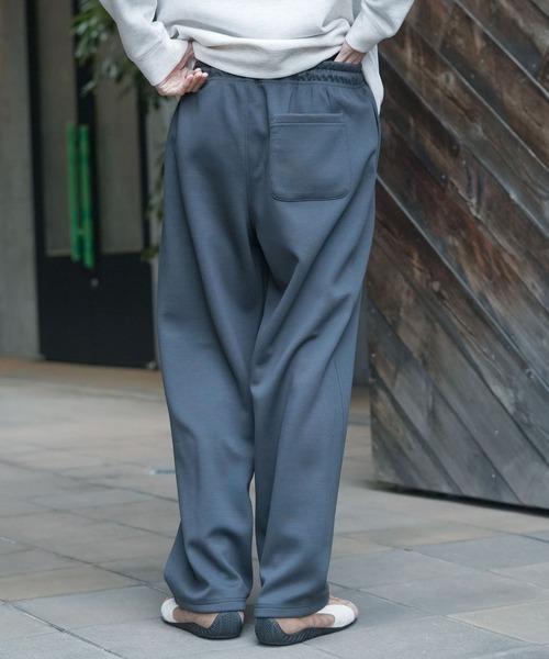 Blue Standard (ブルースタンダード)の「【BLUE STANDARD/ブルースタンダード】【最旬バレルレッグシルエット】パフィースウェットパンツ 樽型ルーズワイド 裾緩めテーパード(スウェットパンツ・メンズ・ブラック/チャコールグレー/アイボリー・X-LARGE/LARGE/MEDIUM)」の18枚目の写真
