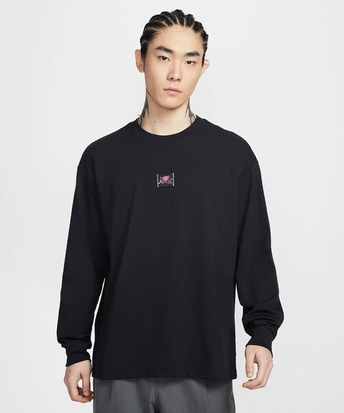 NIKE(ナイキ)の「ナイキ スポーツウェア ロングスリーブ Tシャツ / Nike Sportswear Long-Sleeve T-Shirt IO9761-010 Black(Tシャツ/カットソー・メンズ・ブラック・XL/2XL/S/M/L)」の2枚目の写真