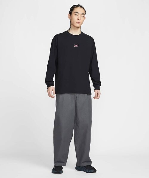 NIKE(ナイキ)の「ナイキ スポーツウェア ロングスリーブ Tシャツ / Nike Sportswear Long-Sleeve T-Shirt IO9761-010 Black(Tシャツ/カットソー・メンズ・ブラック・XL/2XL/S/M/L)」の6枚目の写真