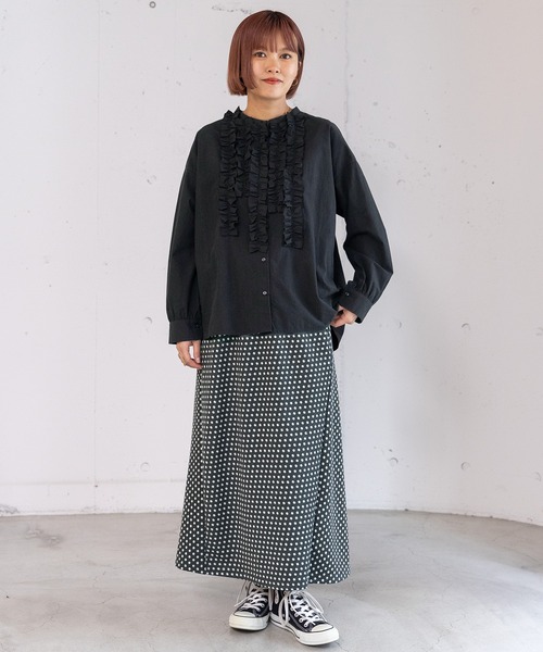 POU DOU DOU（プードゥドゥ）の「ランダムフリルシャツ（シャツ/ブラウス・レディース・イエロー/ブラック/オフホワイト・3）」の14枚目の写真