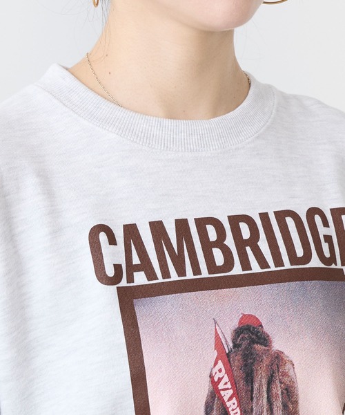 Johnbull（ジョンブル）の「【Johnbull】フォトプリント裏毛スウェット-LIFE CAMBRIDGE SWT（スウェット・レディース・ライトグレー・M）」の13枚目の写真