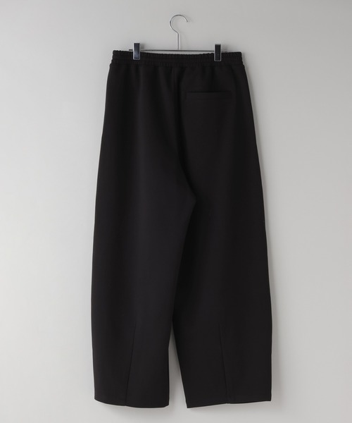 LOWRYS FARM（ローリーズファーム）の「【LFM(U)】スウェットカーブイージーパンツ　658834（スウェットパンツ・メンズ・ブラック/ブラウン/グレー・MEDIUM/LARGE）」の4枚目の写真