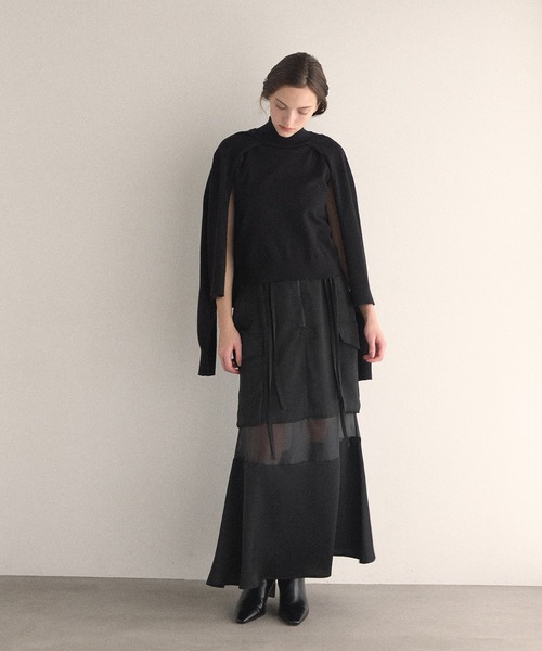 MIELI INVARIANT（ミエリインヴァリアント）の「Layer Cape Ensemble Knit Tops（ニット/セーター・レディース・ブラック/ブラウン/グレー・FREE）」の9枚目の写真